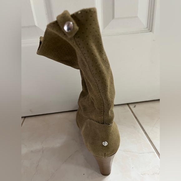 NEW Suede wedge boots womens size 6 - Picture 2 of 3